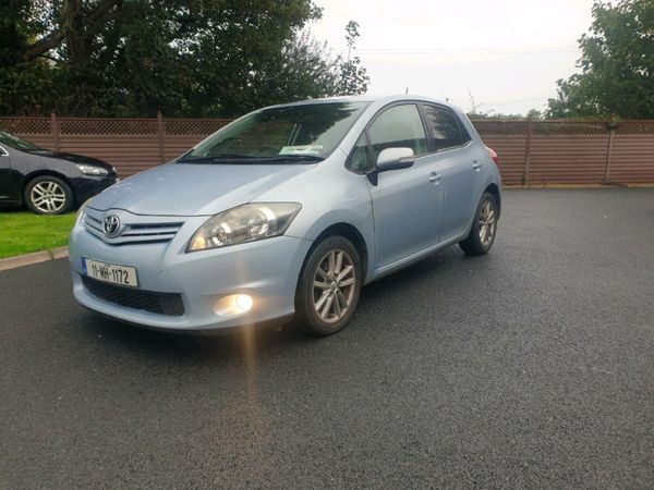 Toyota Auris Hatchback, Diesel, 2011, Blue