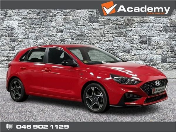 Hyundai i30 Hatchback, Petrol, 2022, Red