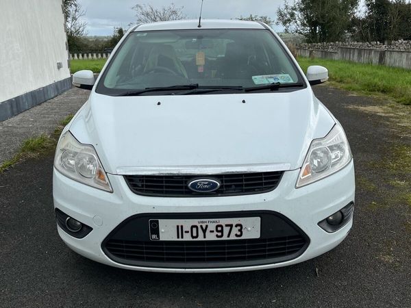 Ford Focus Hatchback, Diesel, 2011, White