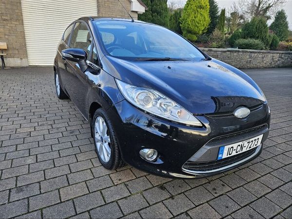 Ford Fiesta Hatchback, Diesel, 2010, Black