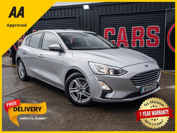 Ford Focus Hatchback, Petrol, 2019, Grey