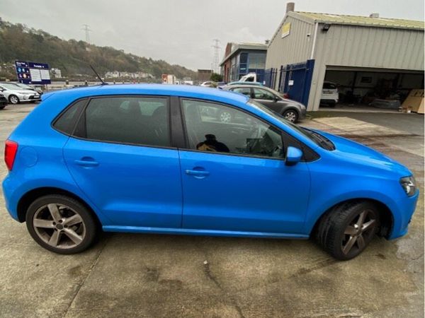 Volkswagen Polo Hatchback, Diesel, 2015, Blue