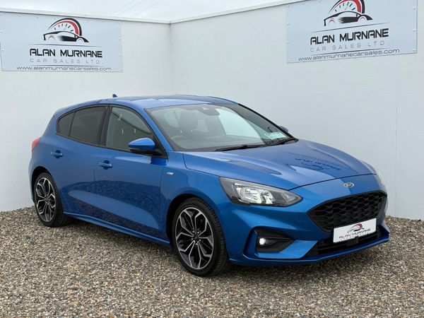 Ford Focus Hatchback, Diesel, 2020, Blue