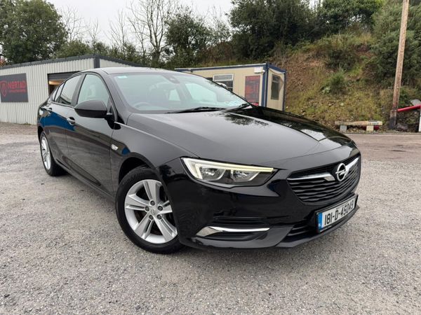 Opel Insignia Hatchback, Diesel, 2018, Black