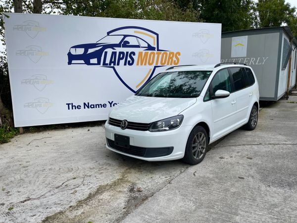 Volkswagen Touran SUV, Petrol, 2014, White