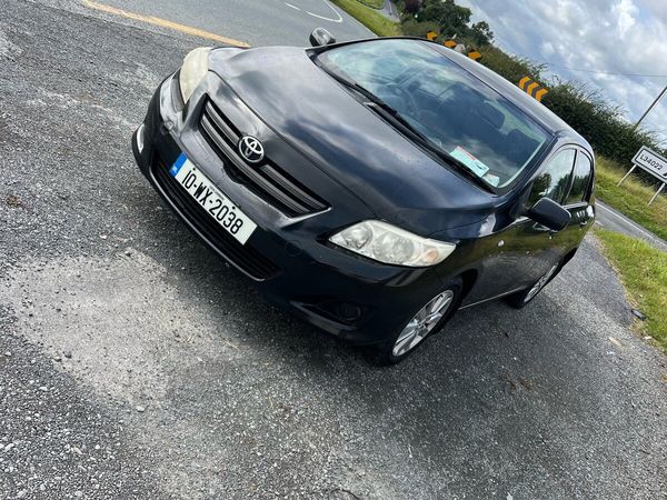 Toyota Corolla Saloon, Petrol, 2010, Black