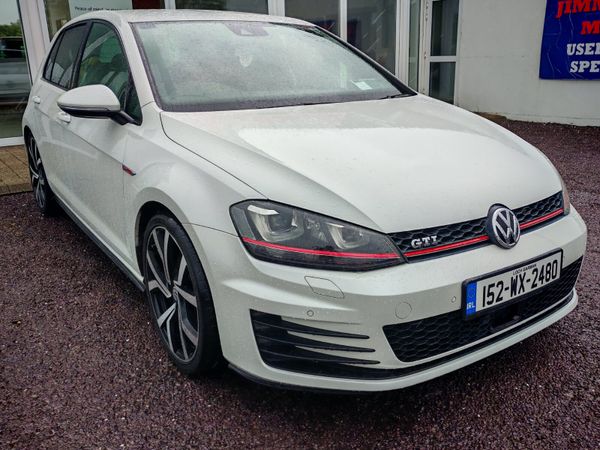 Volkswagen Golf Hatchback, Petrol, 2015, White