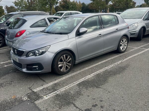 Peugeot 308 Hatchback, Diesel, 2018, Grey