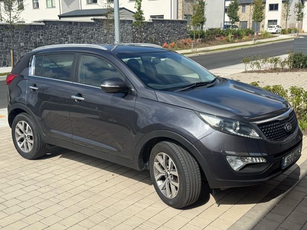 Kia Sportage SUV, Diesel, 2015, Silver
