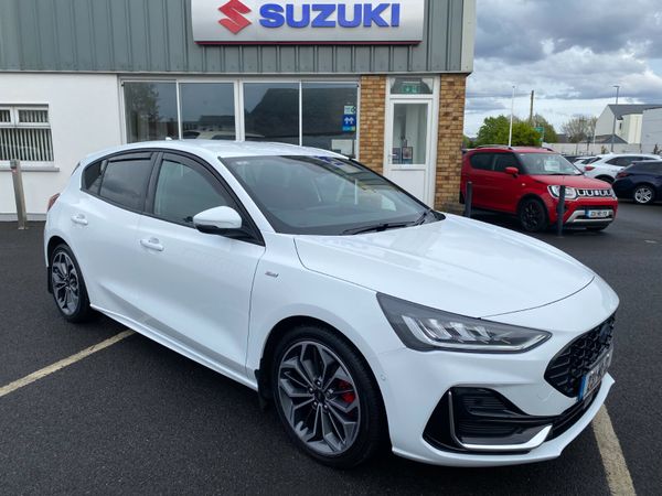 Ford Focus Hatchback, Petrol, 2023, White