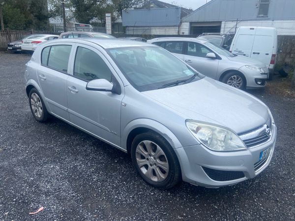 Opel Astra Hatchback, Diesel, 2008, Silver