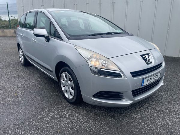 Peugeot 5008 MPV, Diesel, 2011, Grey