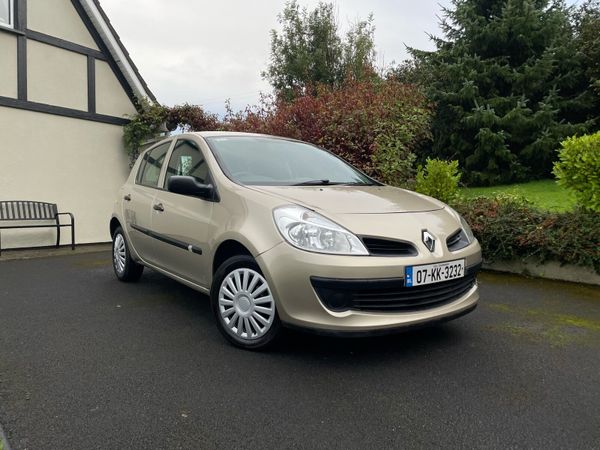 Renault Clio Hatchback, Petrol, 2007, Yellow