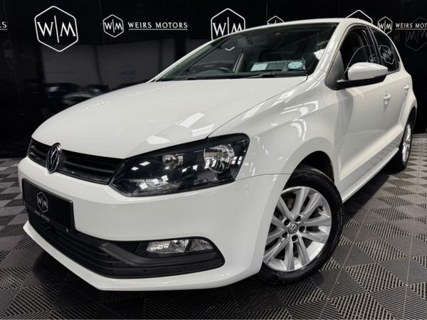 Volkswagen Polo Hatchback, Petrol, 2016, White