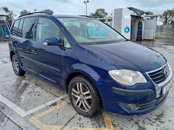 Volkswagen Touran MPV, Petrol, 2008, Blue