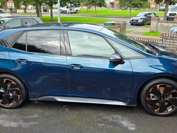 Cupra Born Estate, Electric, 2024, Blue
