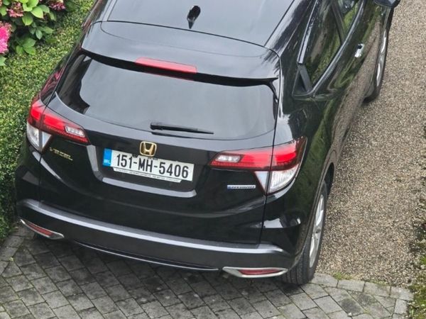 Honda Vezel MPV, Petrol Hybrid, 2015, Black