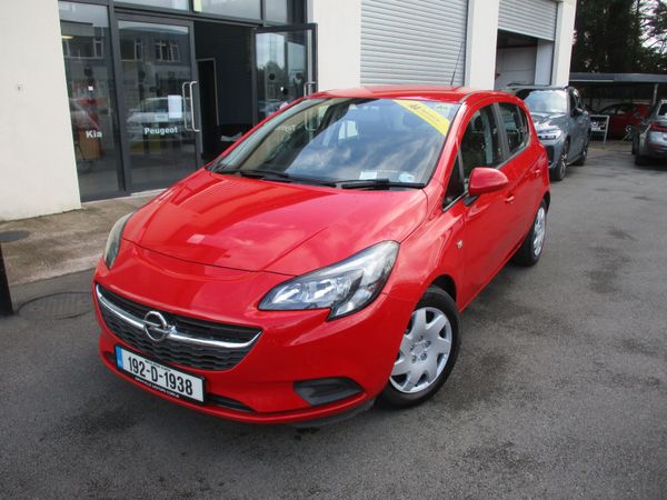 Opel Corsa Hatchback, Petrol, 2019, Red
