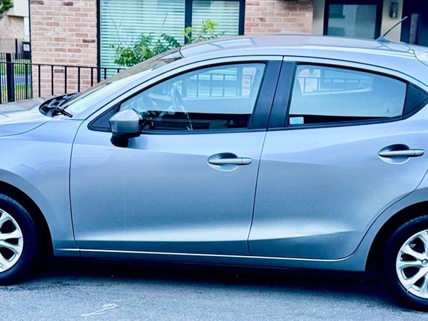 Mazda Mazda2 Hatchback, Petrol, 2016, Silver