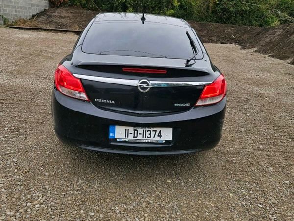 Opel Insignia Hatchback, Diesel, 2011, Black