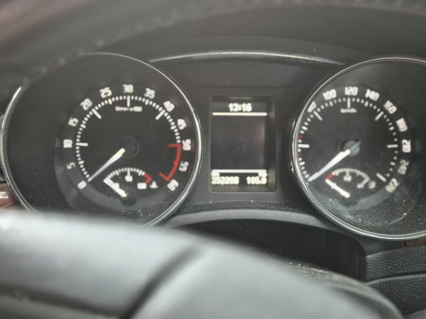 Skoda Superb Saloon, Diesel, 2012, Black