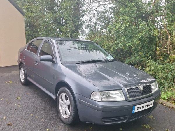 Skoda Octavia Hatchback, Diesel, 2009, Grey