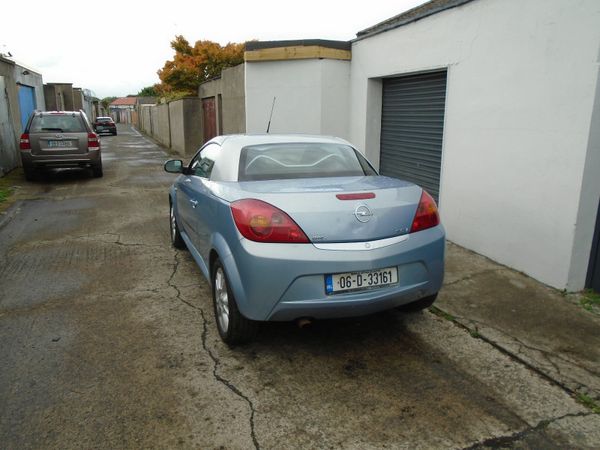Opel Tigra Convertible, Petrol, 2006, Blue