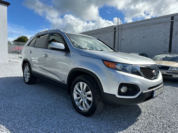 Kia Sorento SUV, Diesel, 2010, Silver