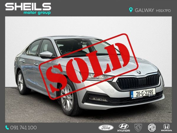 Skoda Octavia Saloon, Petrol, 2021, Grey