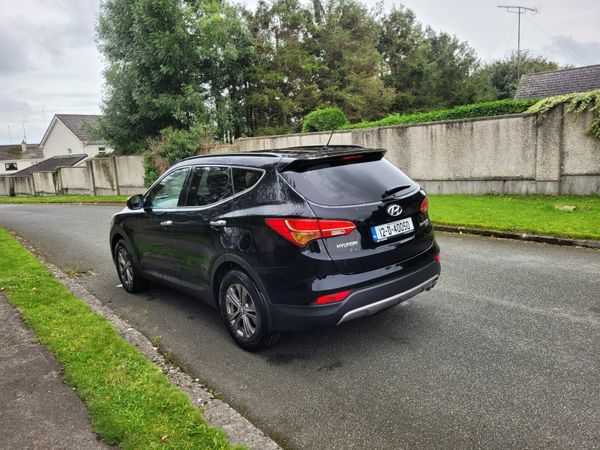 Hyundai Santa Fe SUV, Diesel, 2012, Black