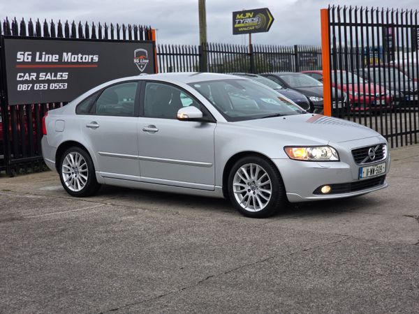 Volvo S40 Saloon, Diesel, 2011, Silver