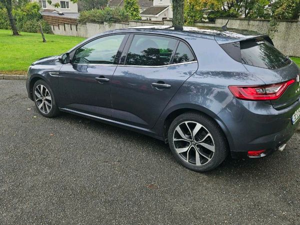Renault Megane Hatchback, Diesel, 2019, Grey