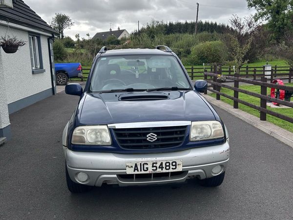 Suzuki Grand Vitara SUV, Diesel, 2005, Blue