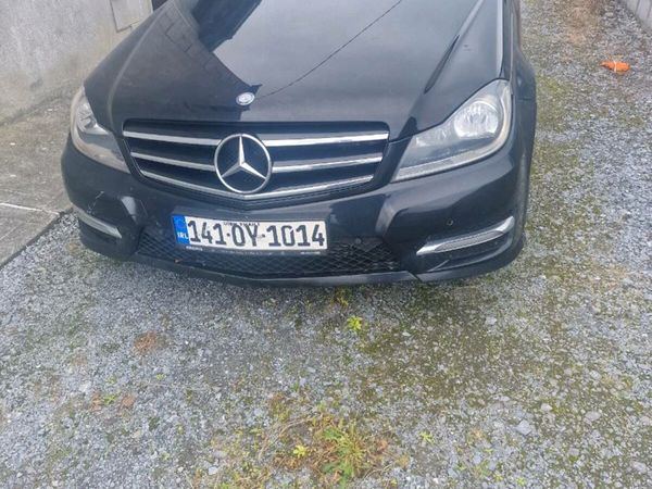 Mercedes-Benz C-Class Saloon, Diesel, 2014, Black