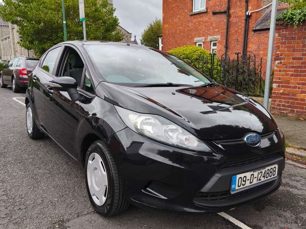 Ford Fiesta Hatchback, Diesel, 2009, Black