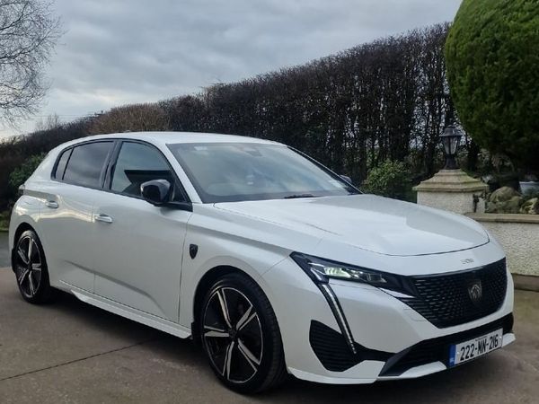 Peugeot 308 Hatchback, Diesel, 2022, White