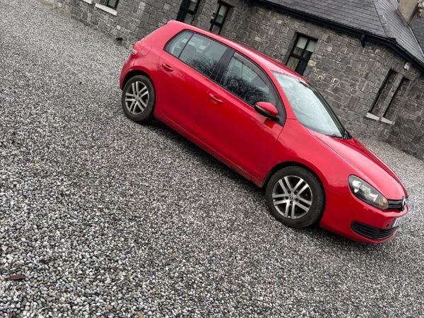 Volkswagen Golf Hatchback, Diesel, 2010, Red