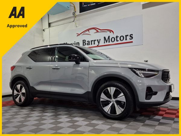 Volvo XC40 SUV, Petrol Hybrid, 2023, Grey