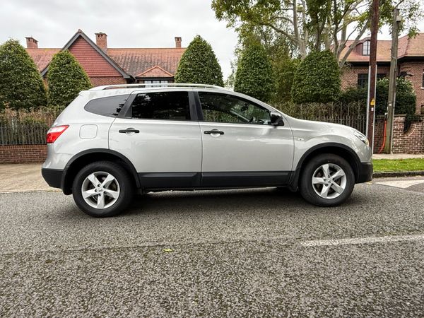Nissan Qashqai+2 MPV, Diesel, 2013, Silver