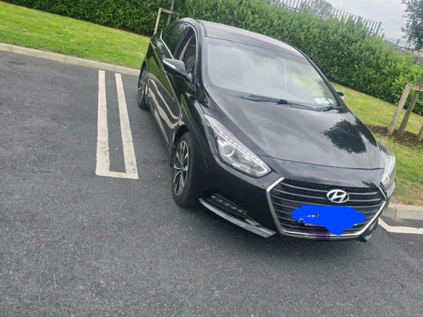 Hyundai i40 Saloon, Diesel, 2017, Black