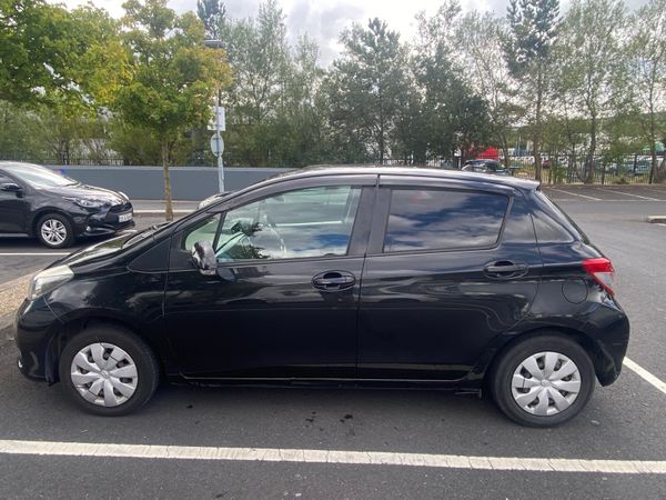 Toyota Vitz Hatchback, Petrol, 2012, Black
