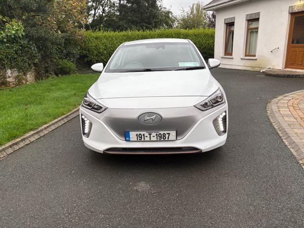 Hyundai IONIQ Hatchback, Electric, 2019, White