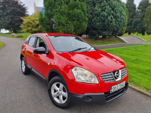 Nissan Qashqai Hatchback, Diesel, 2008, Red