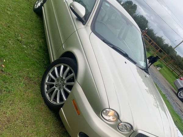 Jaguar X-Type Saloon, Diesel, 2009, Gold