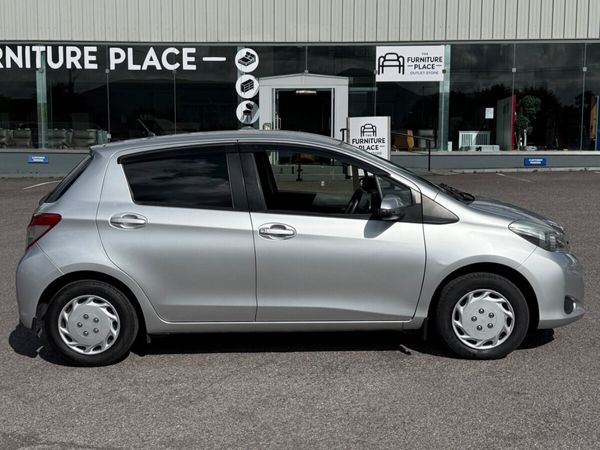 Toyota Vitz Hatchback, Petrol, 2013, Silver