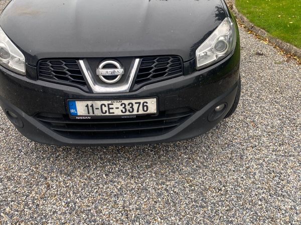 Nissan Qashqai Hatchback, Diesel, 2011, Black
