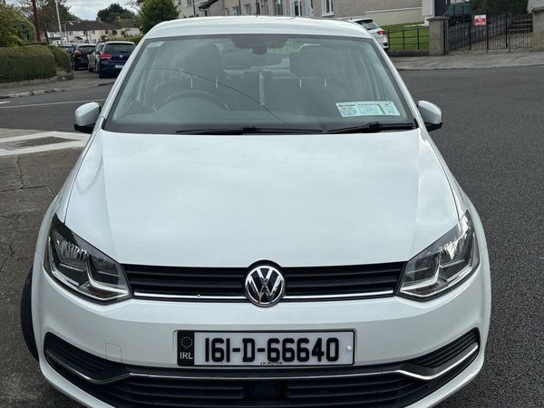 Volkswagen Polo Hatchback, Petrol, 2016, White