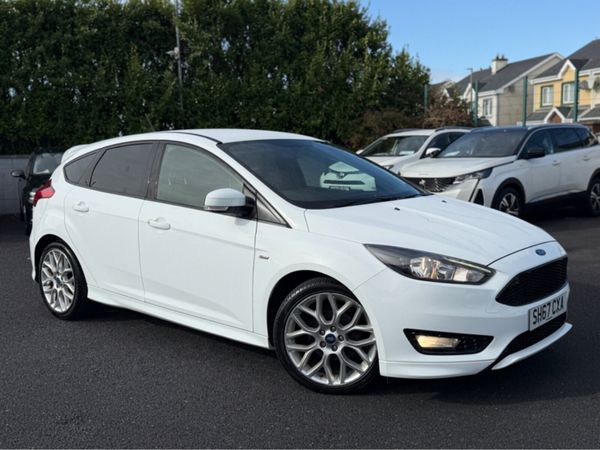 Ford Focus Hatchback, Diesel, 2017, White