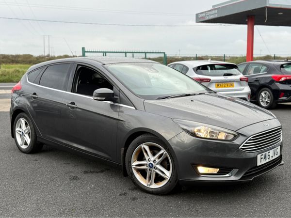 Ford Focus Hatchback, Diesel, 2016, Grey