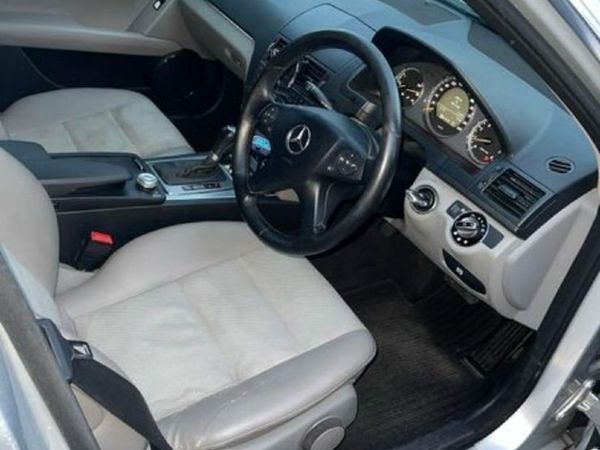 Mercedes-Benz C-Class Saloon, Petrol, 2009, Silver